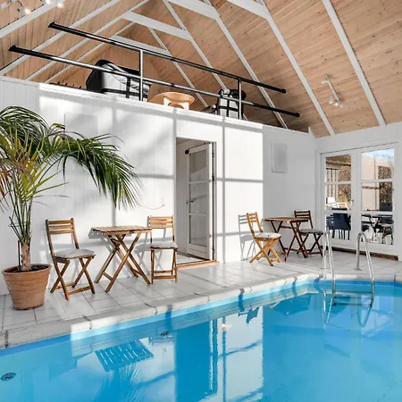 Cozy In With Indoor Swimming Pool * Saltum
