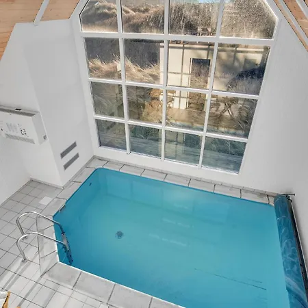 Holiday home Cozy In With Indoor Swimming Pool