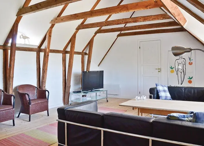 בית נופש Lovely In